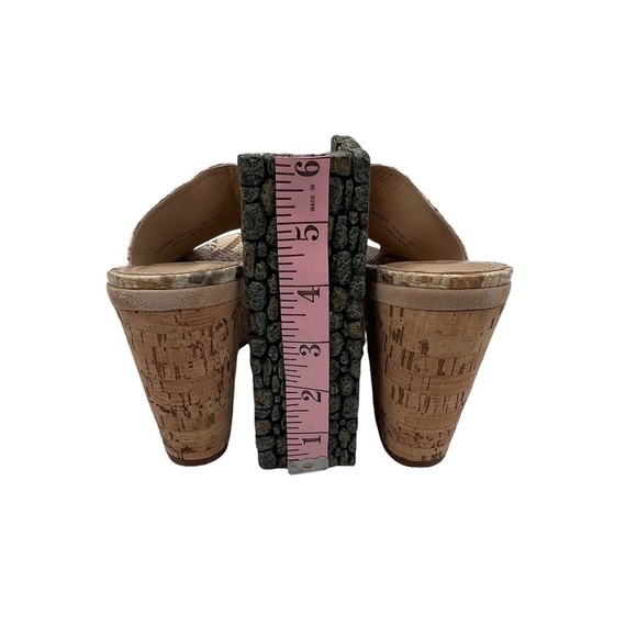 Johnston & Murphy Tan Cream Snake Print Cork Heeled Sandals Size 9 Women’s - Picture 8 of 9